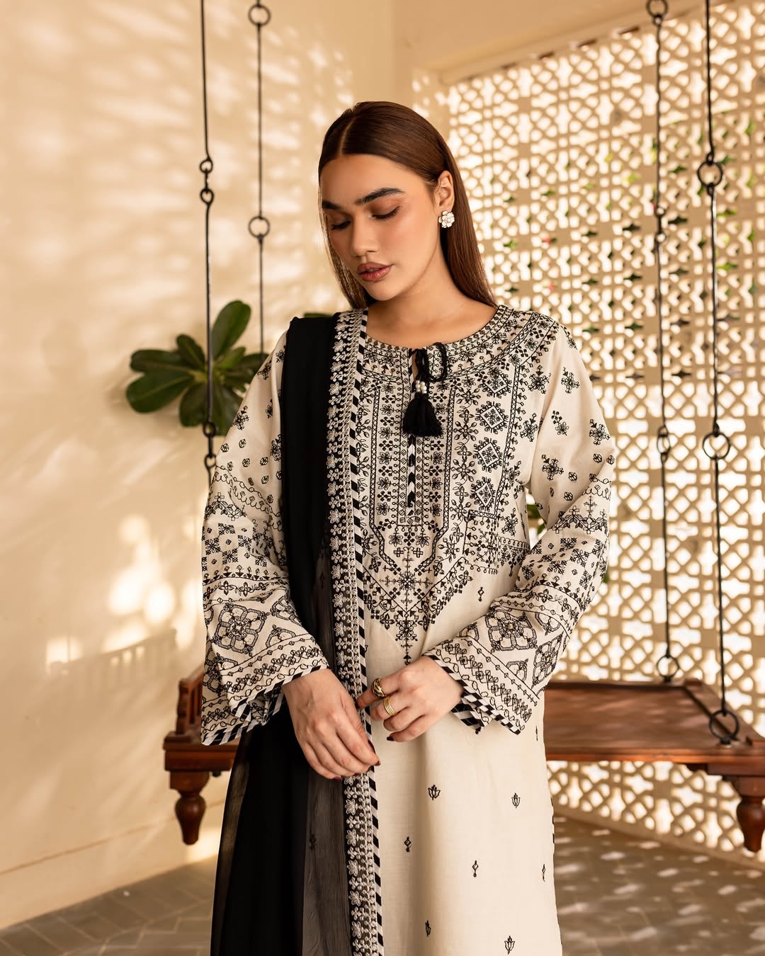 Arfa Embroidered stitched 3pcs