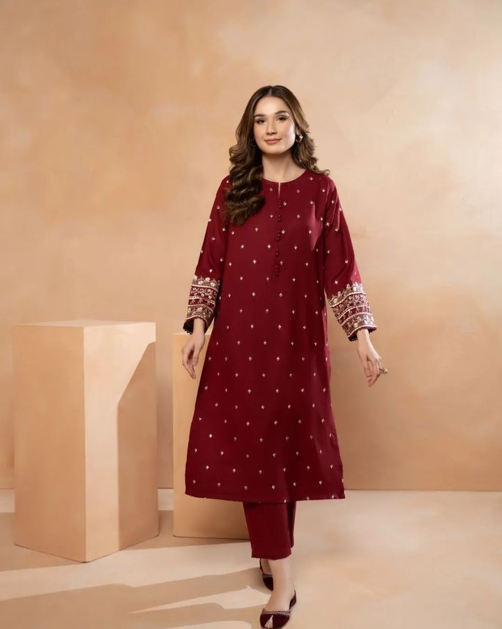 Pop garnet  Embroidered 2pcs